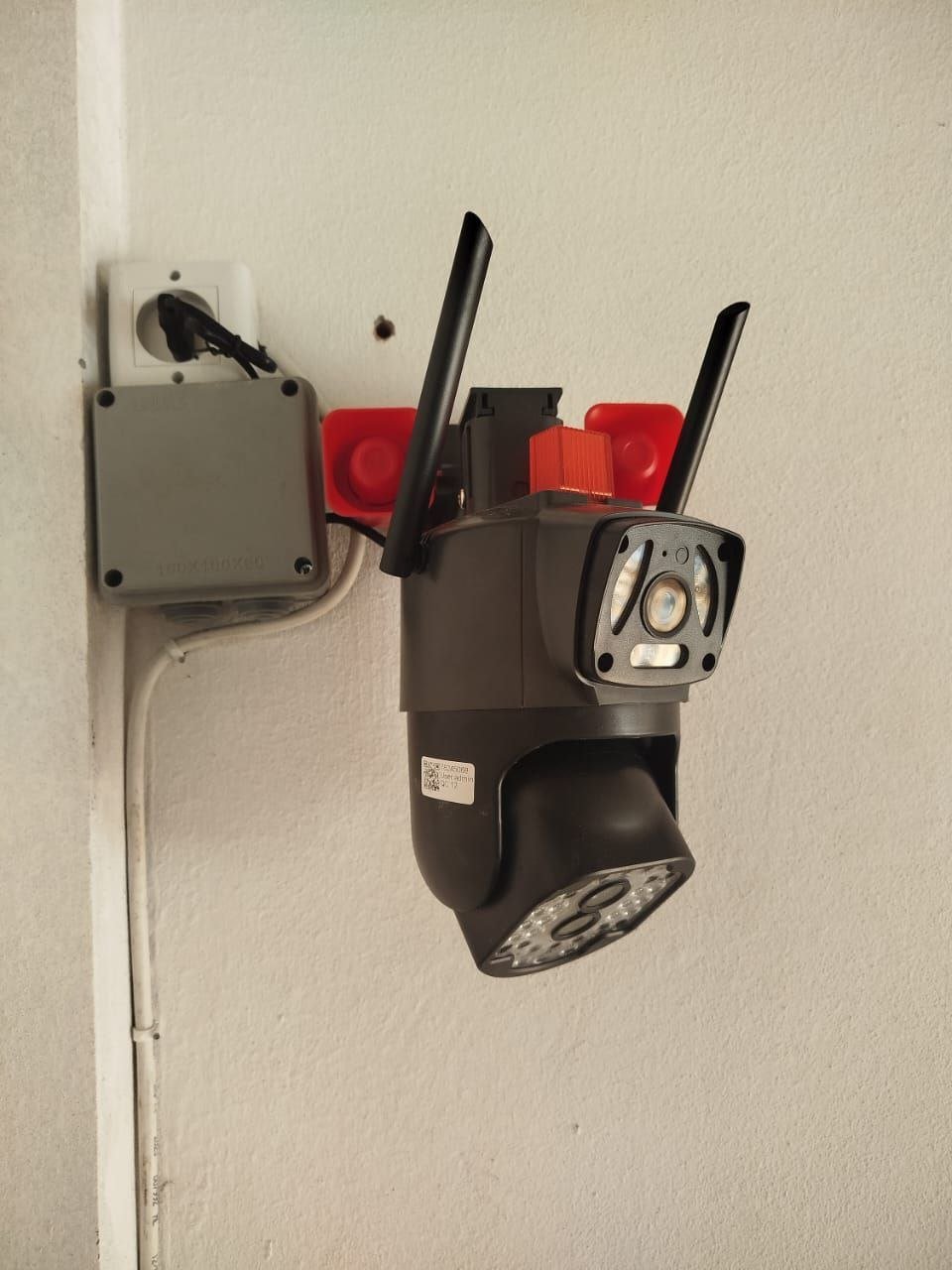 كاميرا مراقبة داخلية Hikvision